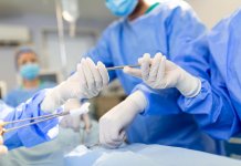 Jak wybrać zestaw do zakładania szwów dla początkującego personelu medycznego? michalina-spacemed - zestaw do zakładania szwów.jpg